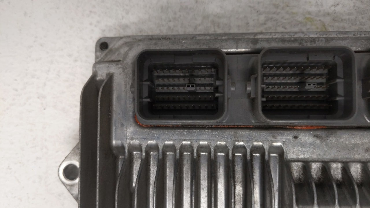 2016-2017 Honda Accord PCM Engine Control Computer ECU ECM PCU OEM P/N:37820-5A0-B25 Fits Fits 2016 2017 OEM Used Auto Parts