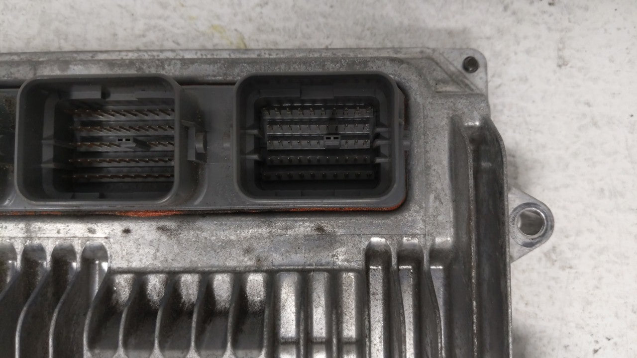 2016-2017 Honda Accord PCM Engine Control Computer ECU ECM PCU OEM P/N:37820-5A0-B25 Fits Fits 2016 2017 OEM Used Auto Parts