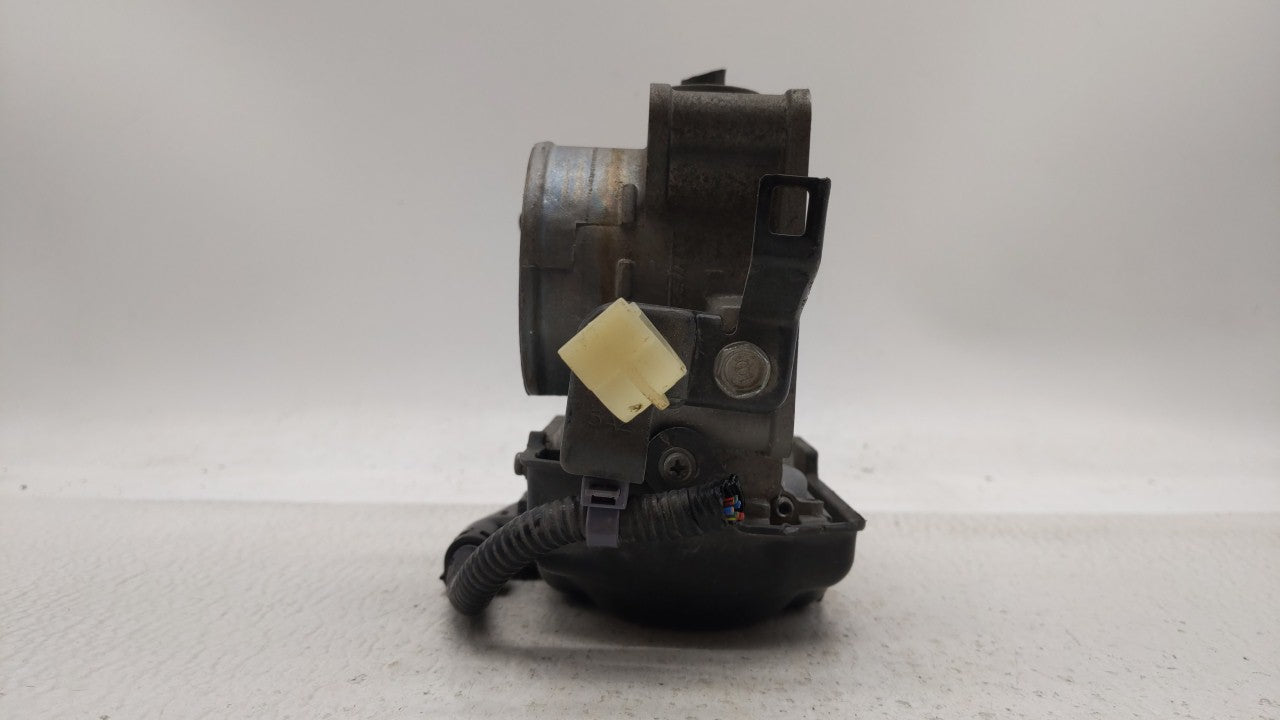 2013-2017 Honda Accord Throttle Body P/N:GMF4A Fits Fits 2013 2014 2015 2016 2017 2018 OEM Used Auto Parts - Oemusedautopart