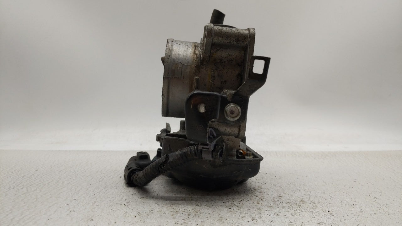 2013-2017 Honda Accord Throttle Body P/N:GMF4A Fits Fits 2013 2014 2015 2016 2017 2018 OEM Used Auto Parts - Oemusedautopart