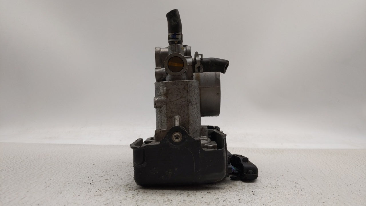 2013-2017 Honda Accord Throttle Body P/N:GMF4A Fits Fits 2013 2014 2015 2016 2017 2018 OEM Used Auto Parts - Oemusedautopart