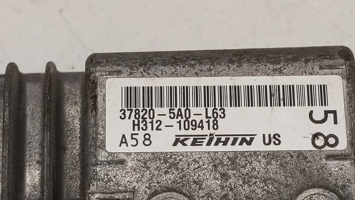2016-2017 Honda Accord PCM Engine Control Computer ECU ECM PCU OEM P/N:37820-5A0-L63 37820-5A0-L64 Fits 2016 2017 OEM Used A