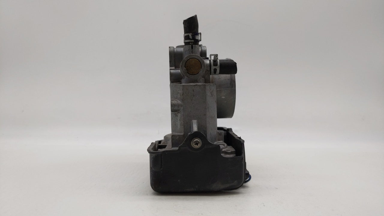 2013-2017 Honda Accord Throttle Body P/N:GMF4A Fits Fits 2013 2014 2015 2016 2017 2018 2019 2020 2021 2022 OEM Used Auto Par