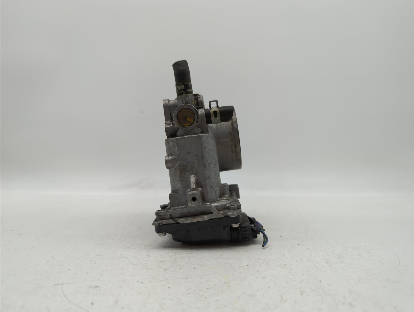 2013-2017 Honda Accord Throttle Body P/N:GMF4A Fits Fits 2013 2014 2015 2016 2017 2018 2019 2020 2021 2022 OEM Used Auto Par