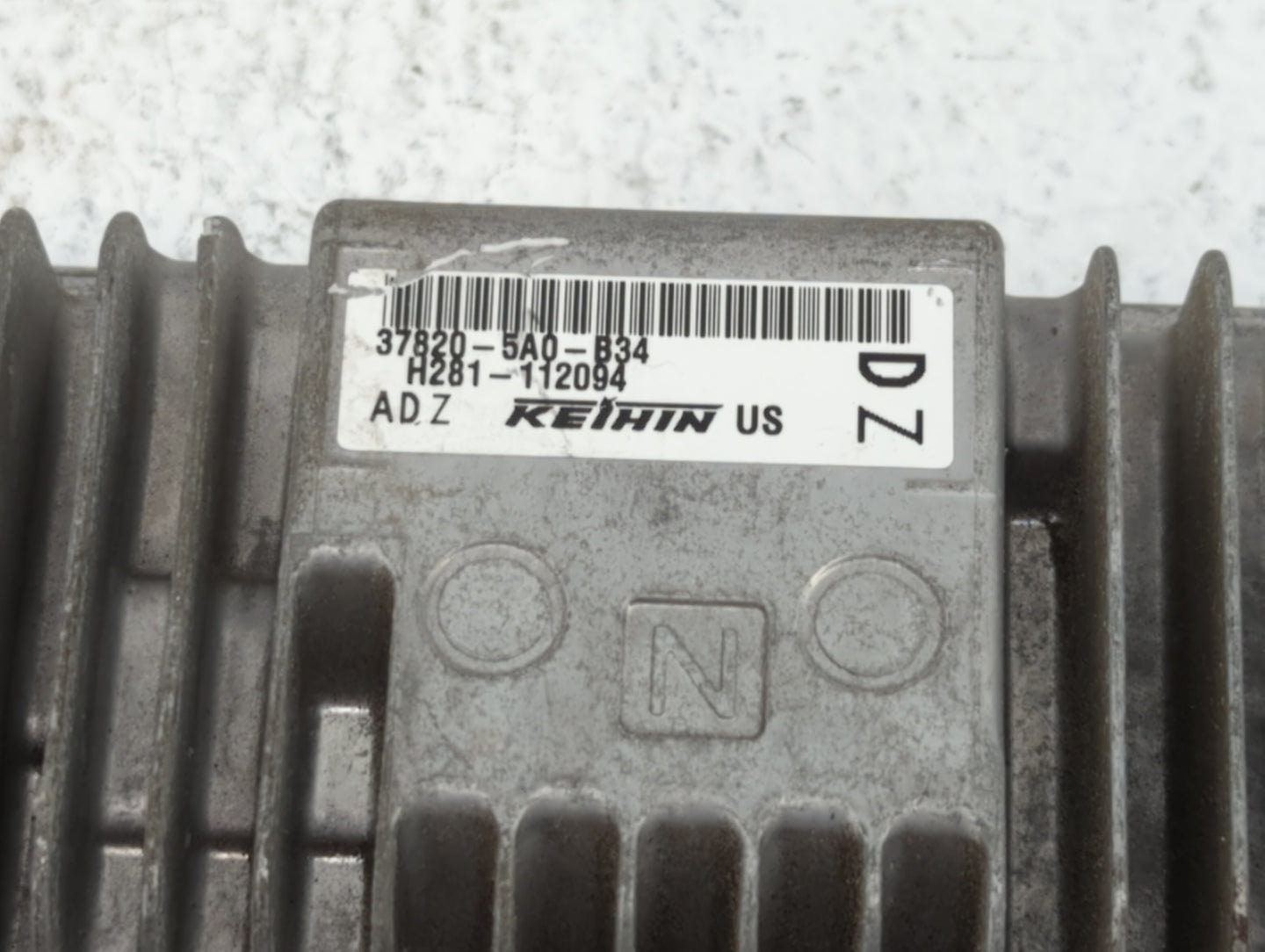 2016-2017 Honda Accord PCM Engine Control Computer ECU ECM PCU OEM P/N:37820-5A0-B34 37820-5A0-B55 Fits Fits 2016 2017 OEM U