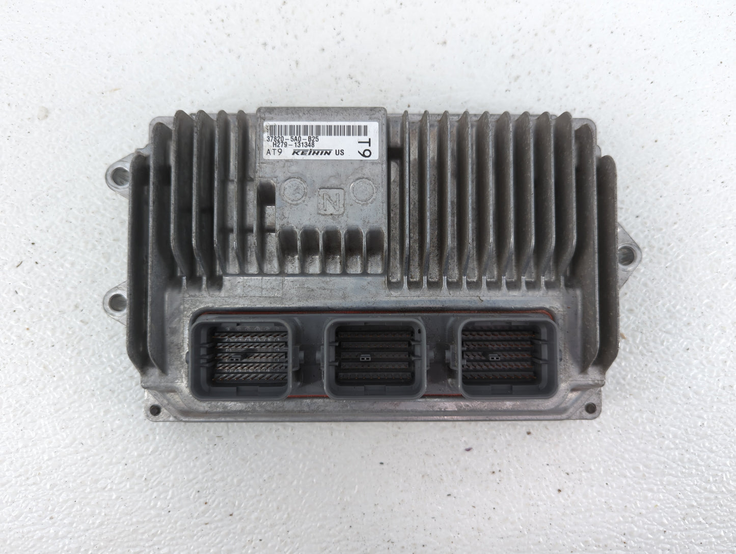 2016-2017 Honda Accord PCM Engine Control Computer ECU ECM PCU OEM P/N:37820-5A0-B23 37820-5A0-B24 Fits Fits 2016 2017 OEM U