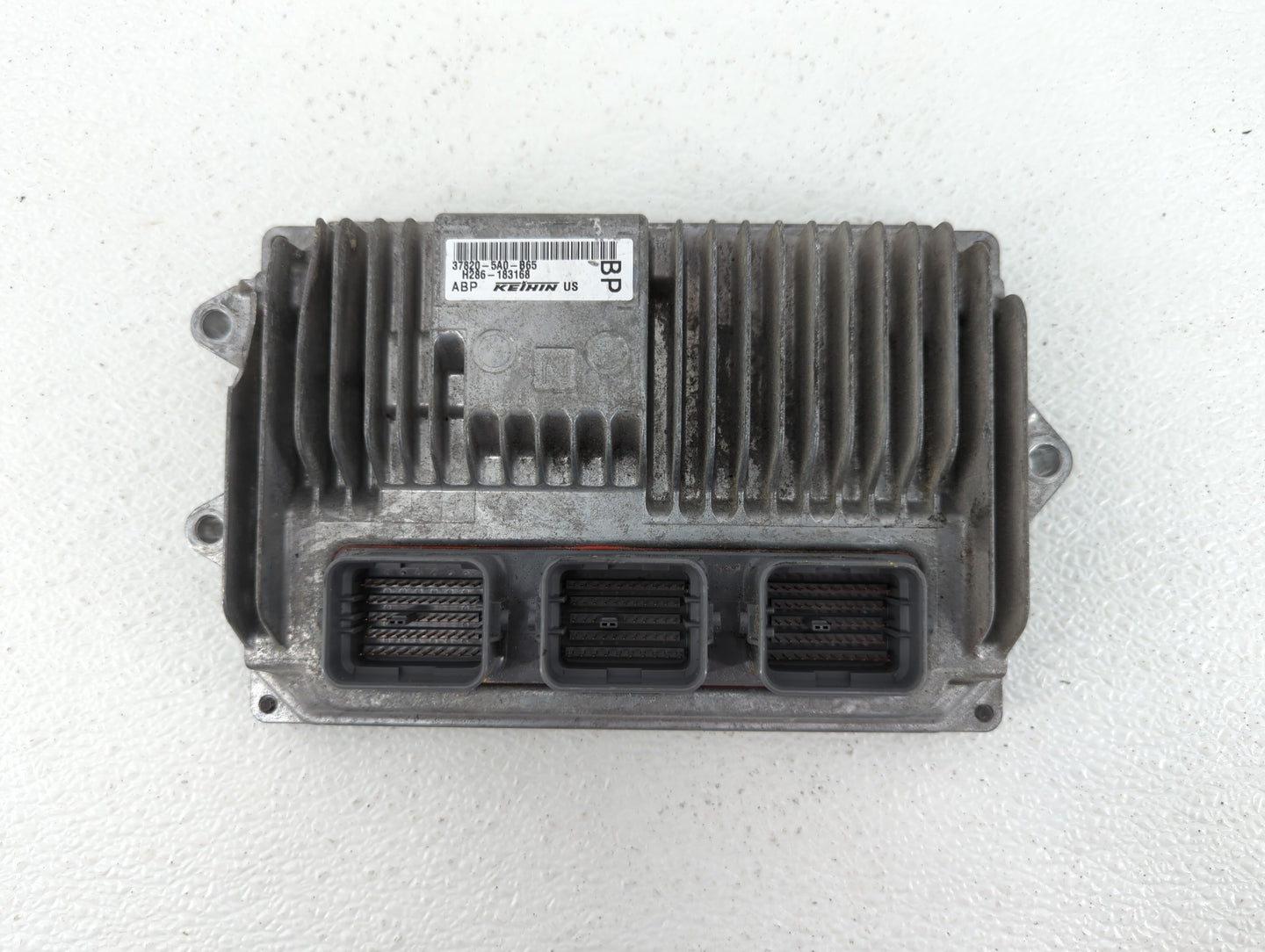 2016-2017 Honda Accord PCM Engine Control Computer ECU ECM PCU OEM P/N:37820-5A0-L64 37820-5A0-B63 Fits Fits 2016 2017 OEM U