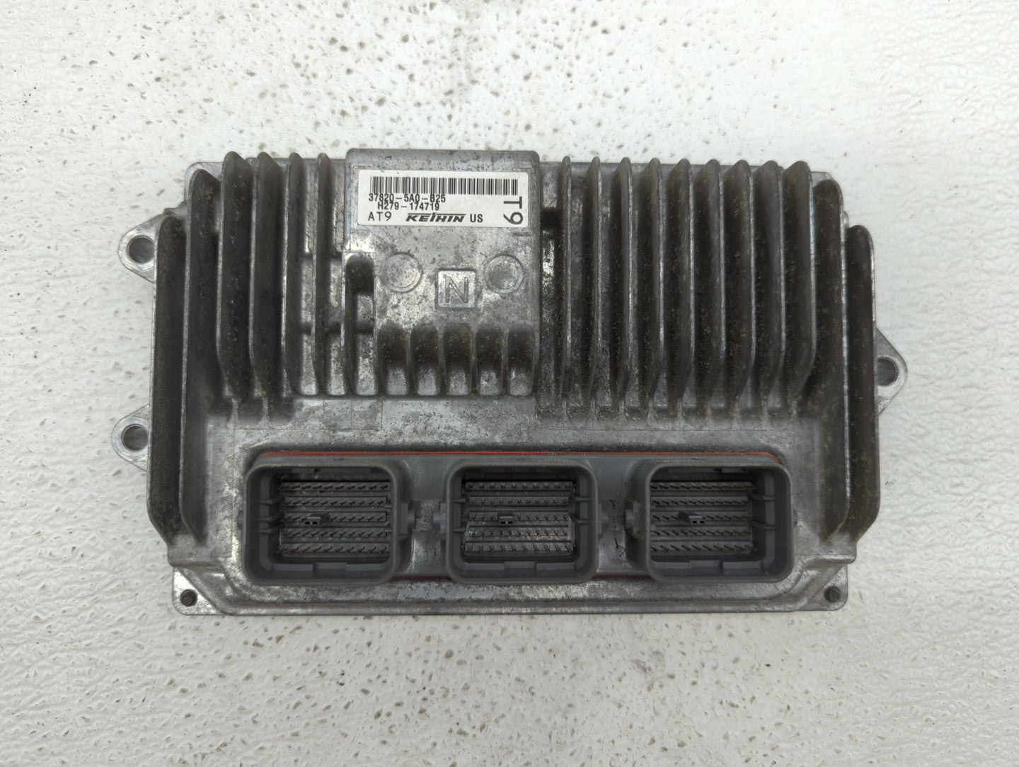 2016-2017 Honda Accord PCM Engine Control Computer ECU ECM PCU OEM P/N:37820-5A0-B23 37820-5A0-B24 Fits Fits 2016 2017 OEM U
