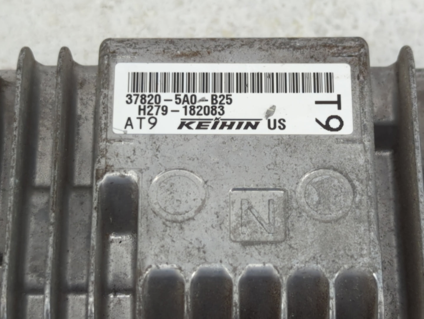 2016-2017 Honda Accord PCM Engine Control Computer ECU ECM PCU OEM P/N:37820-5A0-B23 37820-5A0-B24 Fits Fits 2016 2017 OEM U