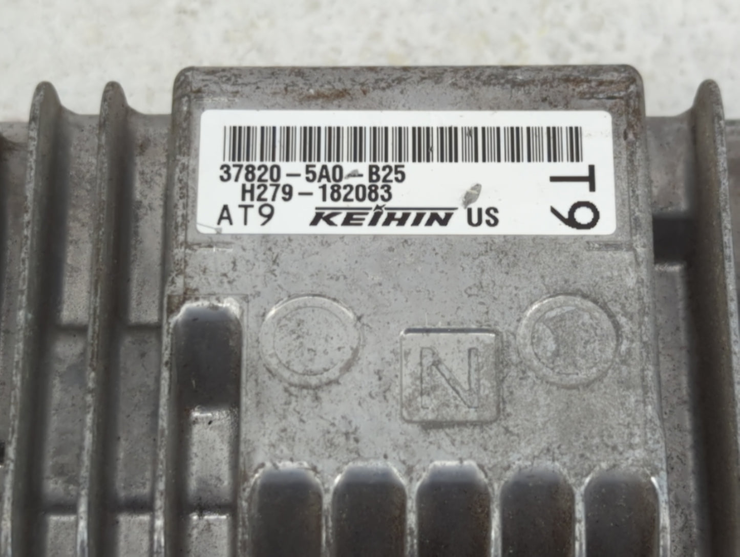 2016-2017 Honda Accord PCM Engine Control Computer ECU ECM PCU OEM P/N:37820-5A0-B23 37820-5A0-B24 Fits Fits 2016 2017 OEM U