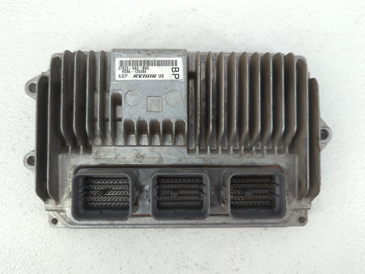 2016-2017 Honda Accord PCM Engine Control Computer ECU ECM PCU OEM P/N:37820-5A0-B25 37820-5A0-L64 Fits Fits 2016 2017 OEM U