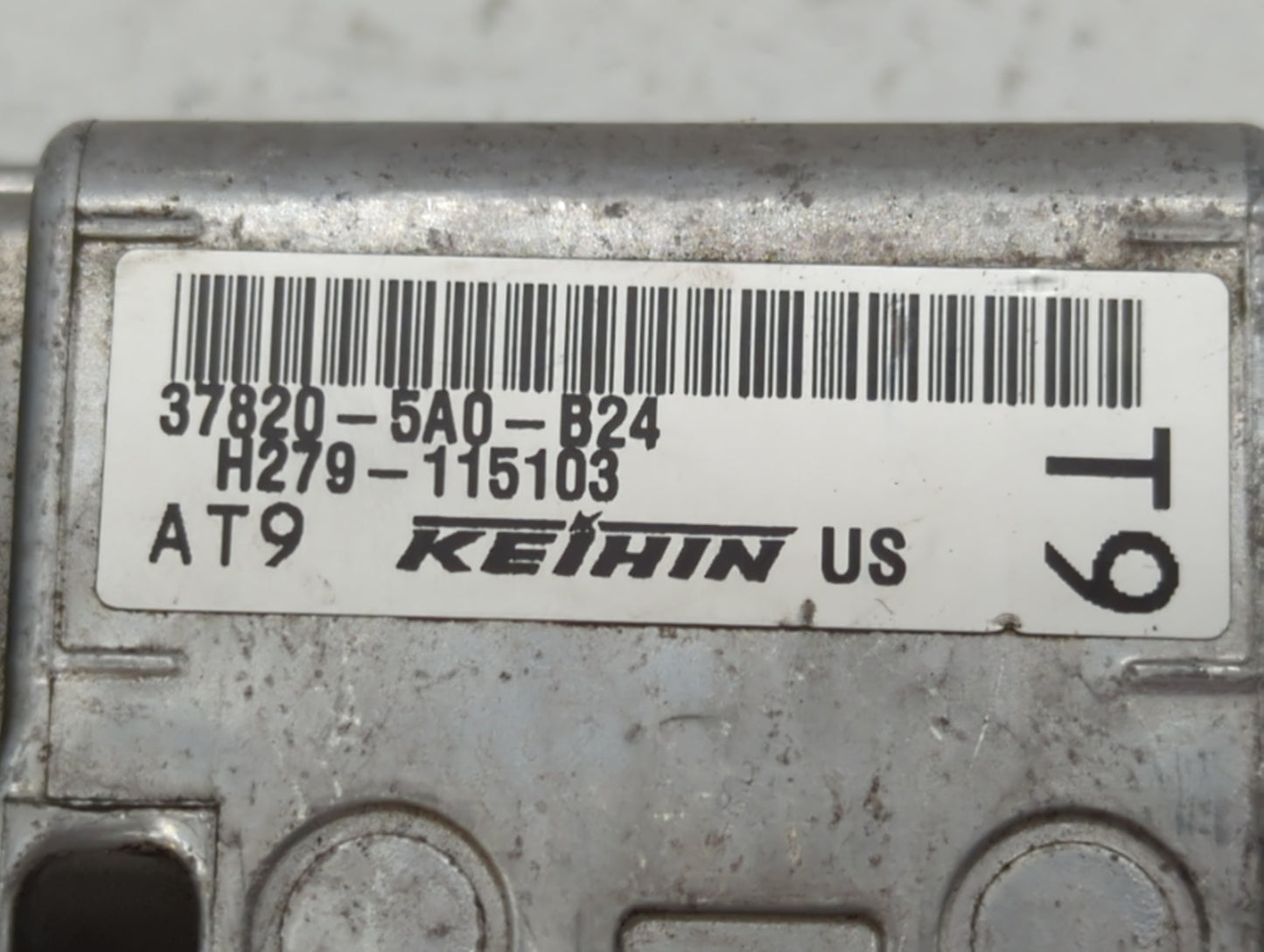 2016-2017 Honda Accord PCM Engine Control Computer ECU ECM PCU OEM P/N:37820-5A0-B23 37820-5A0-B24 Fits Fits 2016 2017 OEM U