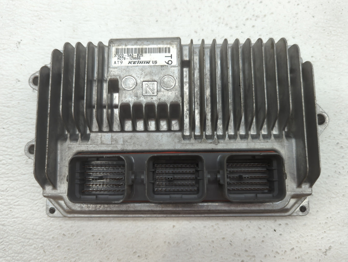 2016-2017 Honda Accord PCM Engine Control Computer ECU ECM PCU OEM P/N:37820-5A0-B23 37820-5A0-B24 Fits Fits 2016 2017 OEM U