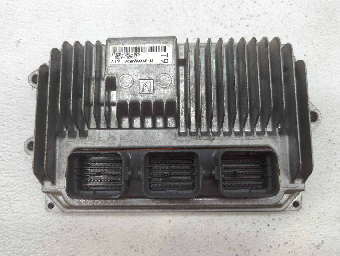 2016-2017 Honda Accord PCM Engine Control Computer ECU ECM PCU OEM P/N:37820-5A0-B23 37820-5A0-B24 Fits Fits 2016 2017 OEM U