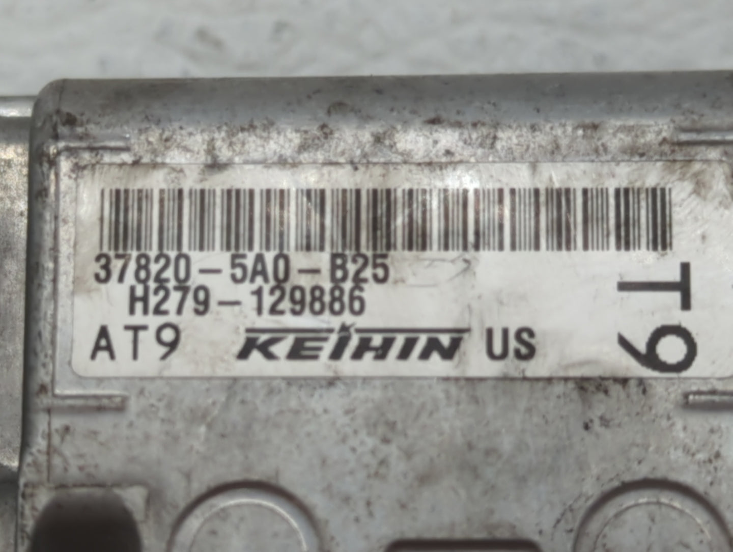 2016-2017 Honda Accord PCM Engine Control Computer ECU ECM PCU OEM P/N:37820-5A0-B23 37820-5A0-B24 Fits Fits 2016 2017 OEM U
