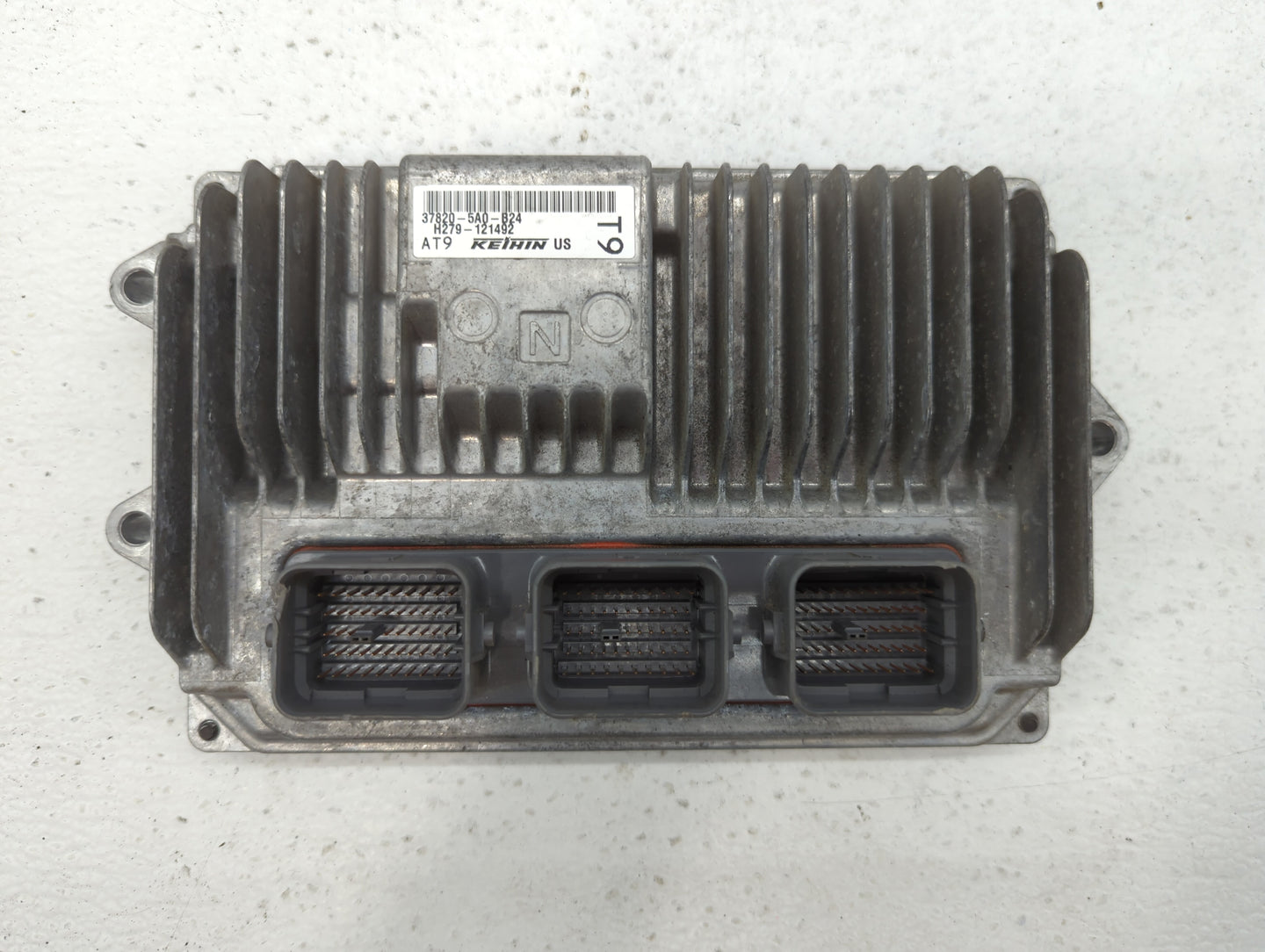 2016-2017 Honda Accord PCM Engine Control Computer ECU ECM PCU OEM P/N:37820-5A0-B24 37820-5A0-B23 Fits Fits 2016 2017 OEM U