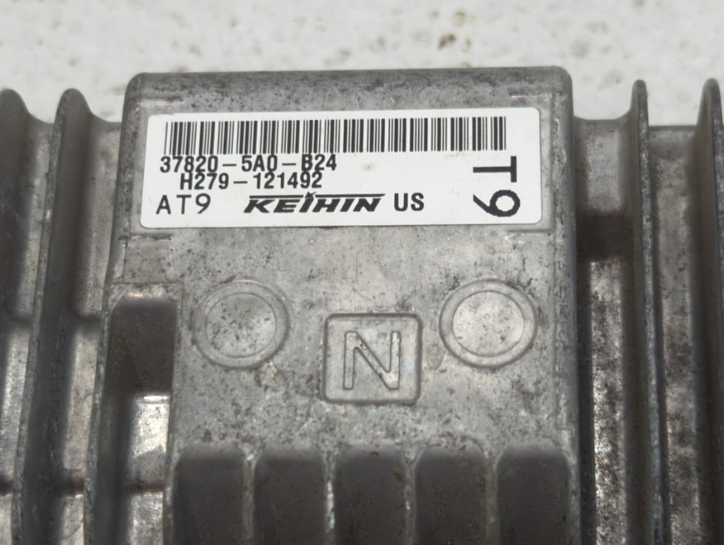2016-2017 Honda Accord PCM Engine Control Computer ECU ECM PCU OEM P/N:37820-5A0-B24 37820-5A0-B23 Fits Fits 2016 2017 OEM U