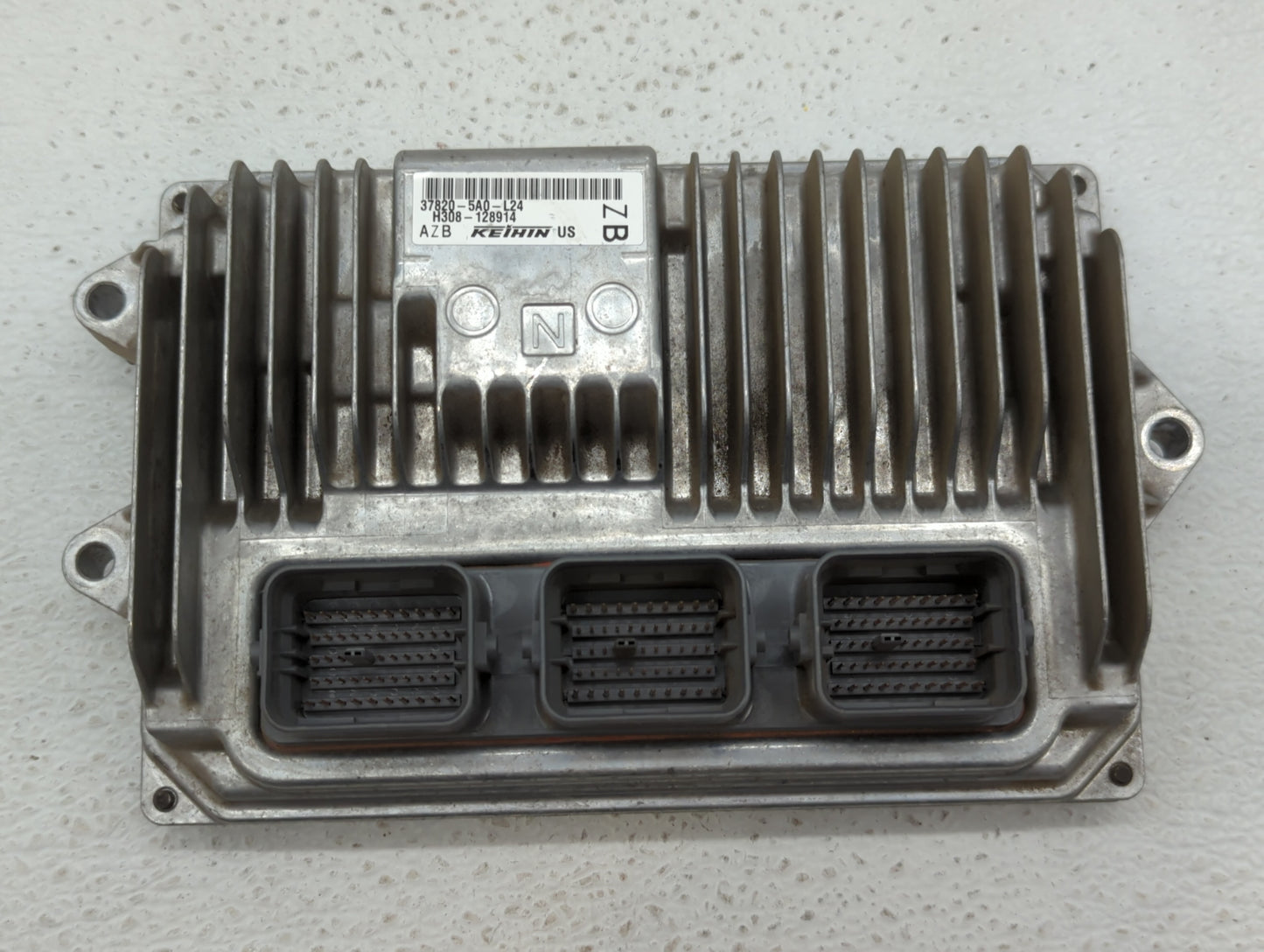 2016-2017 Honda Accord PCM Engine Control Computer ECU ECM PCU OEM P/N:37820-5A0-L22 37820-5A0-L23 Fits Fits 2016 2017 OEM U