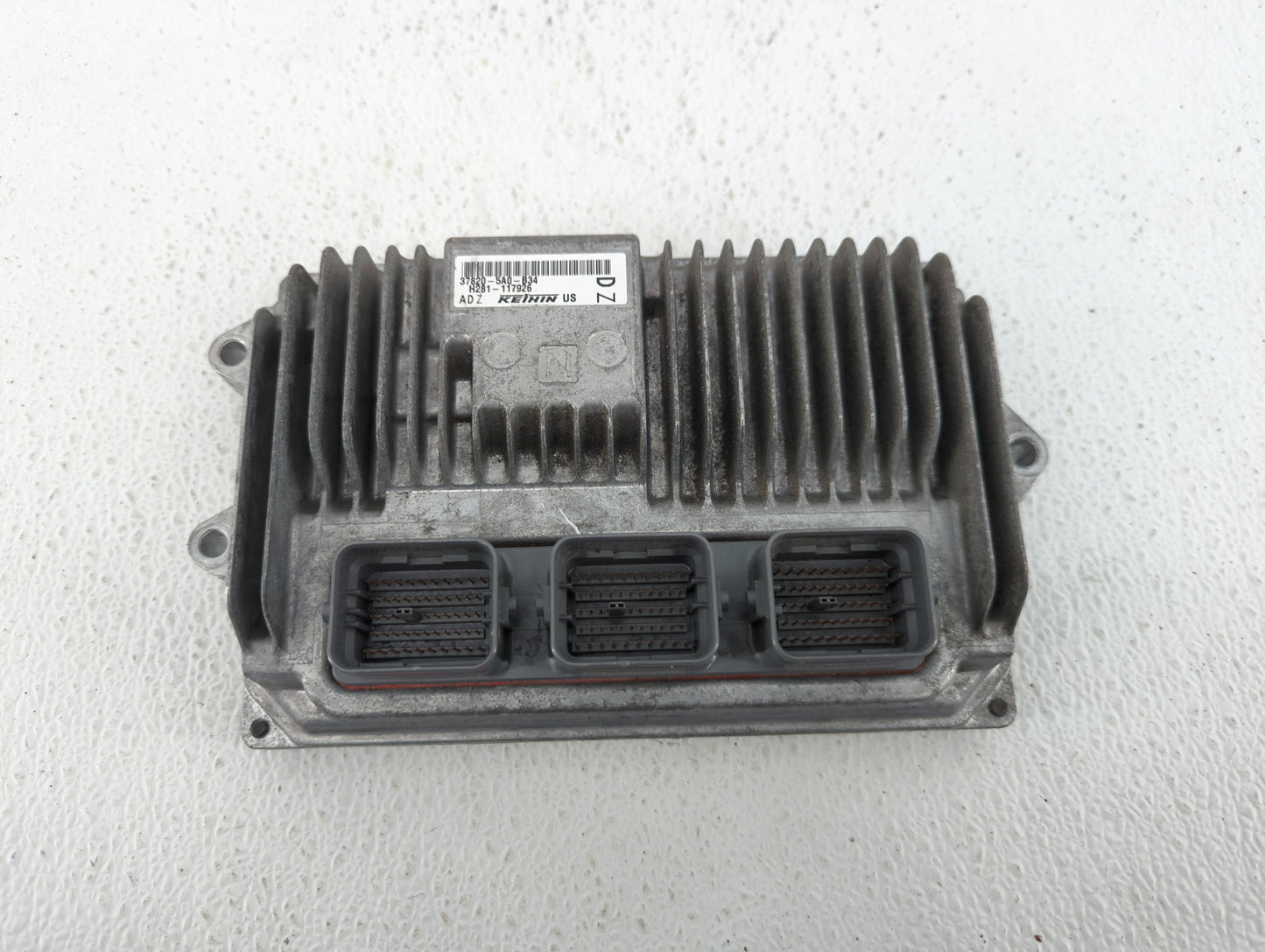 2016-2017 Honda Accord PCM Engine Control Computer ECU ECM PCU OEM P/N:37820-5A0-B34 Fits Fits 2016 2017 OEM Used Auto Parts