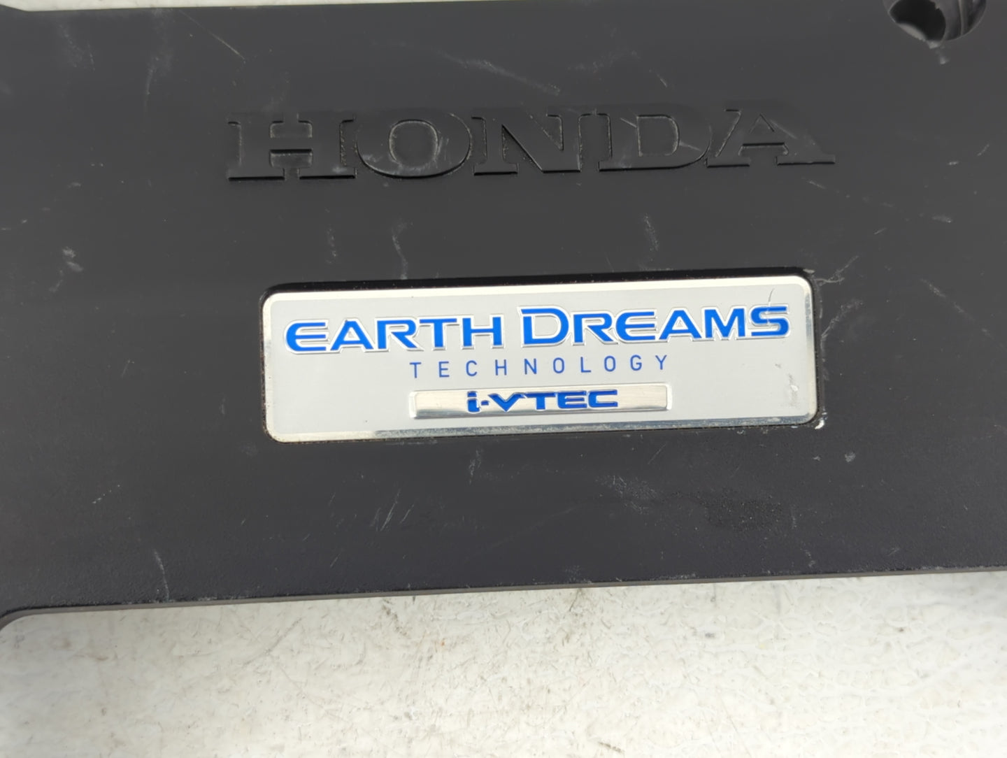 2016 Honda Accord Engine Cover - Oemusedautoparts1.com