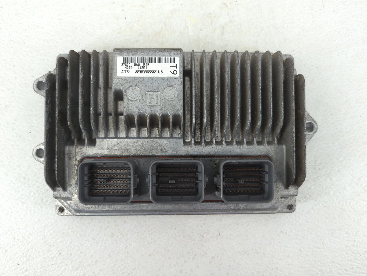 2016-2017 Honda Accord PCM Engine Control Computer ECU ECM PCU OEM P/N:37820-5A0-B25 37820-5A0-B24 Fits Fits 2016 2017 OEM U