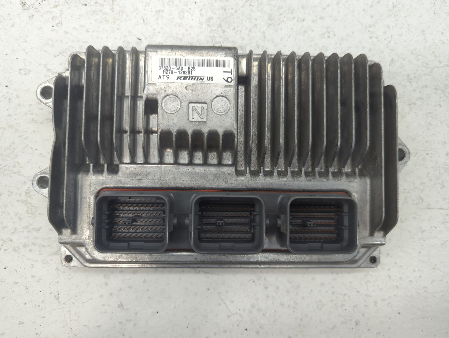 2016-2017 Honda Accord PCM Engine Control Computer ECU ECM PCU OEM P/N:H279-128281 37820-5A0-B25 Fits Fits 2016 2017 OEM Use