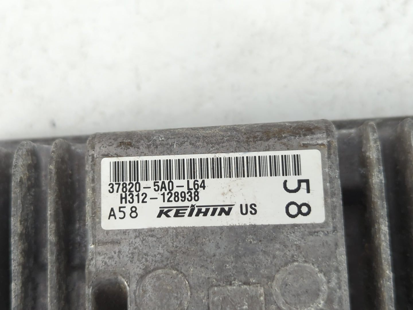 2016-2017 Honda Accord PCM Engine Control Computer ECU ECM PCU OEM P/N:37820-5A0-L64 Fits Fits 2016 2017 OEM Used Auto Parts