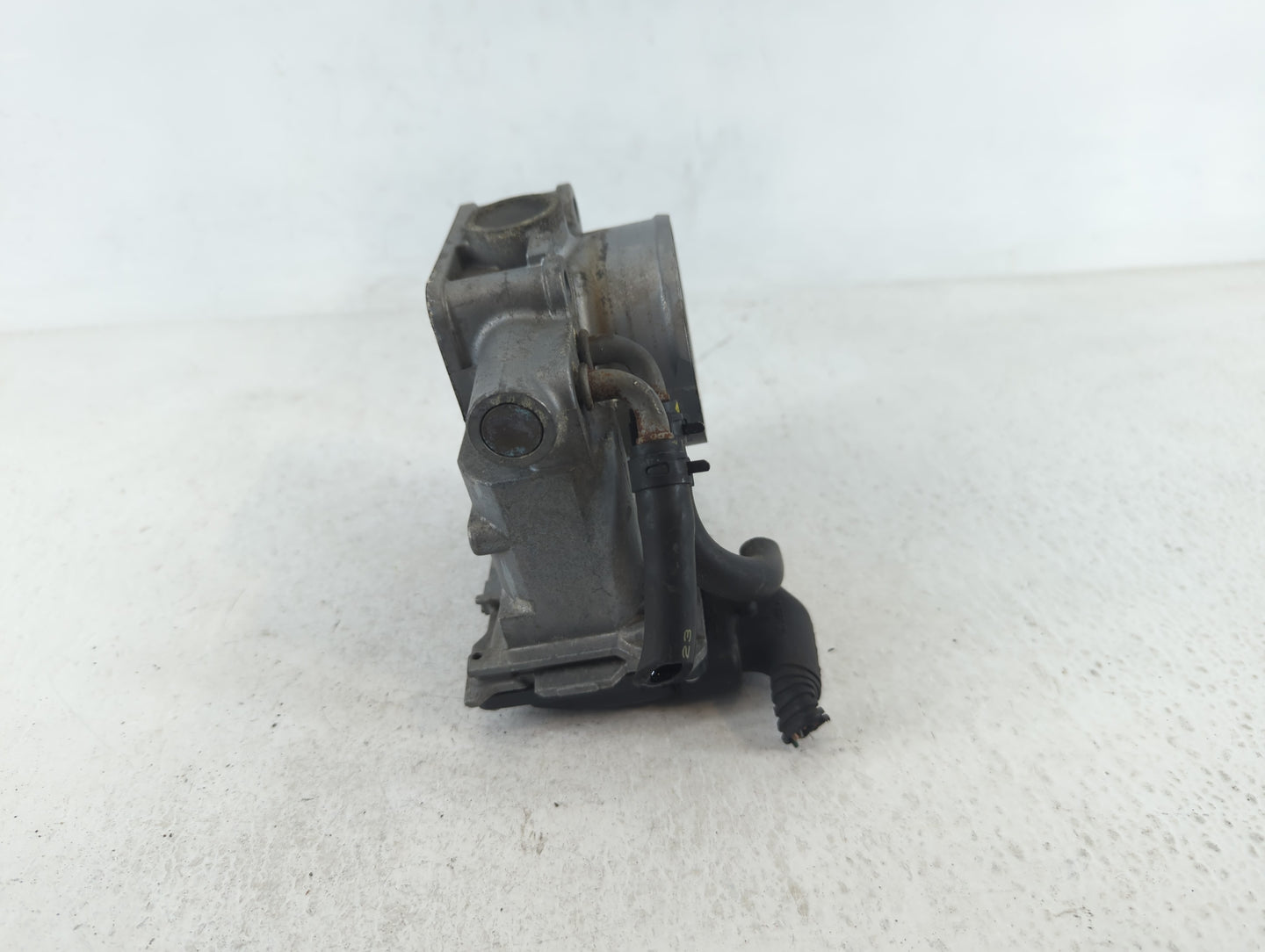 2013-2017 Honda Accord Throttle Body P/N:GMF5A U38393356365 Fits Fits 2013 2014 2015 2016 2017 2018 OEM Used Auto Parts - Oe