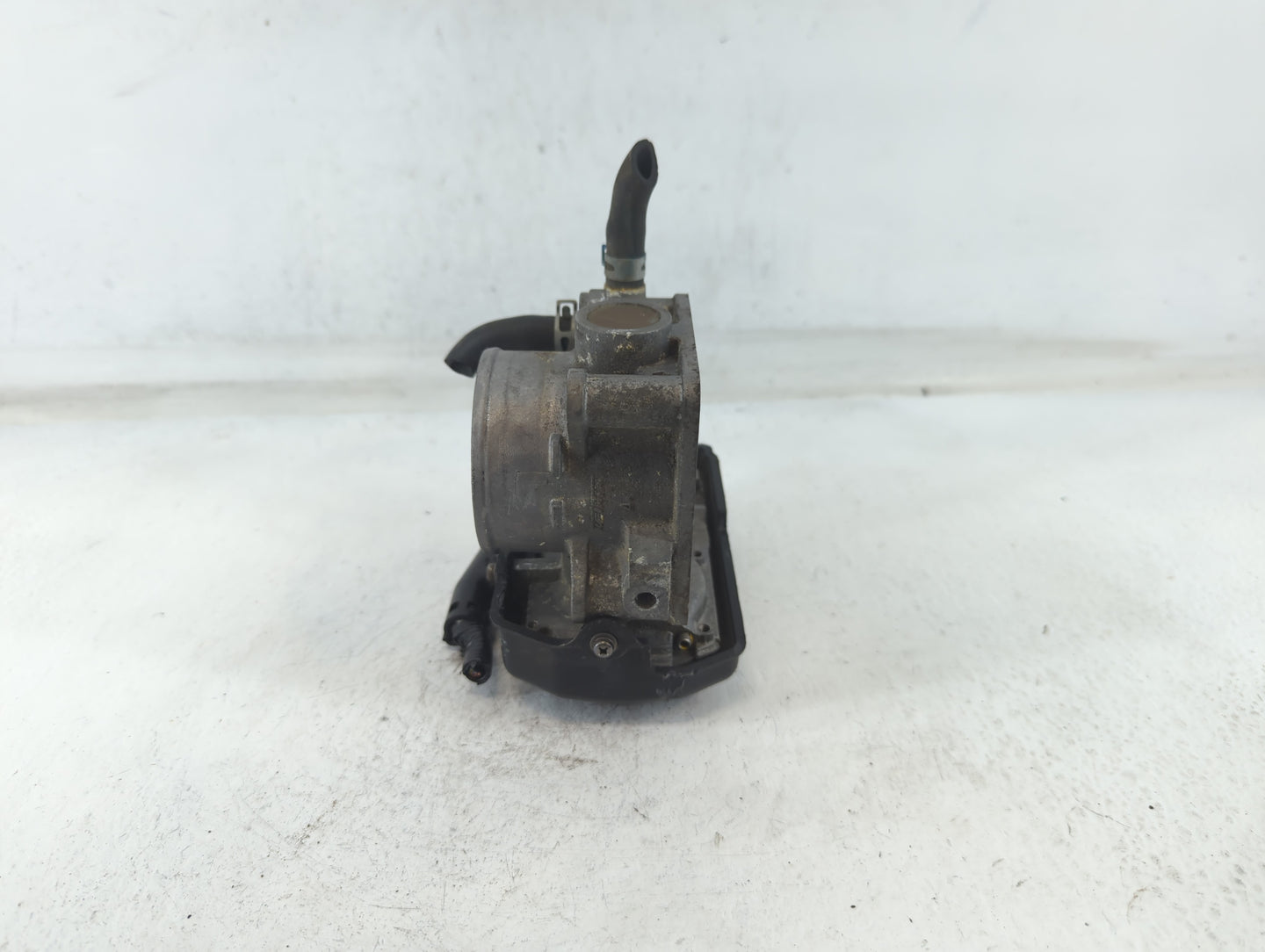 2013-2017 Honda Accord Throttle Body P/N:U38494523576 Fits Fits 2013 2014 2015 2016 2017 2018 2019 2020 2021 2022 OEM Used A