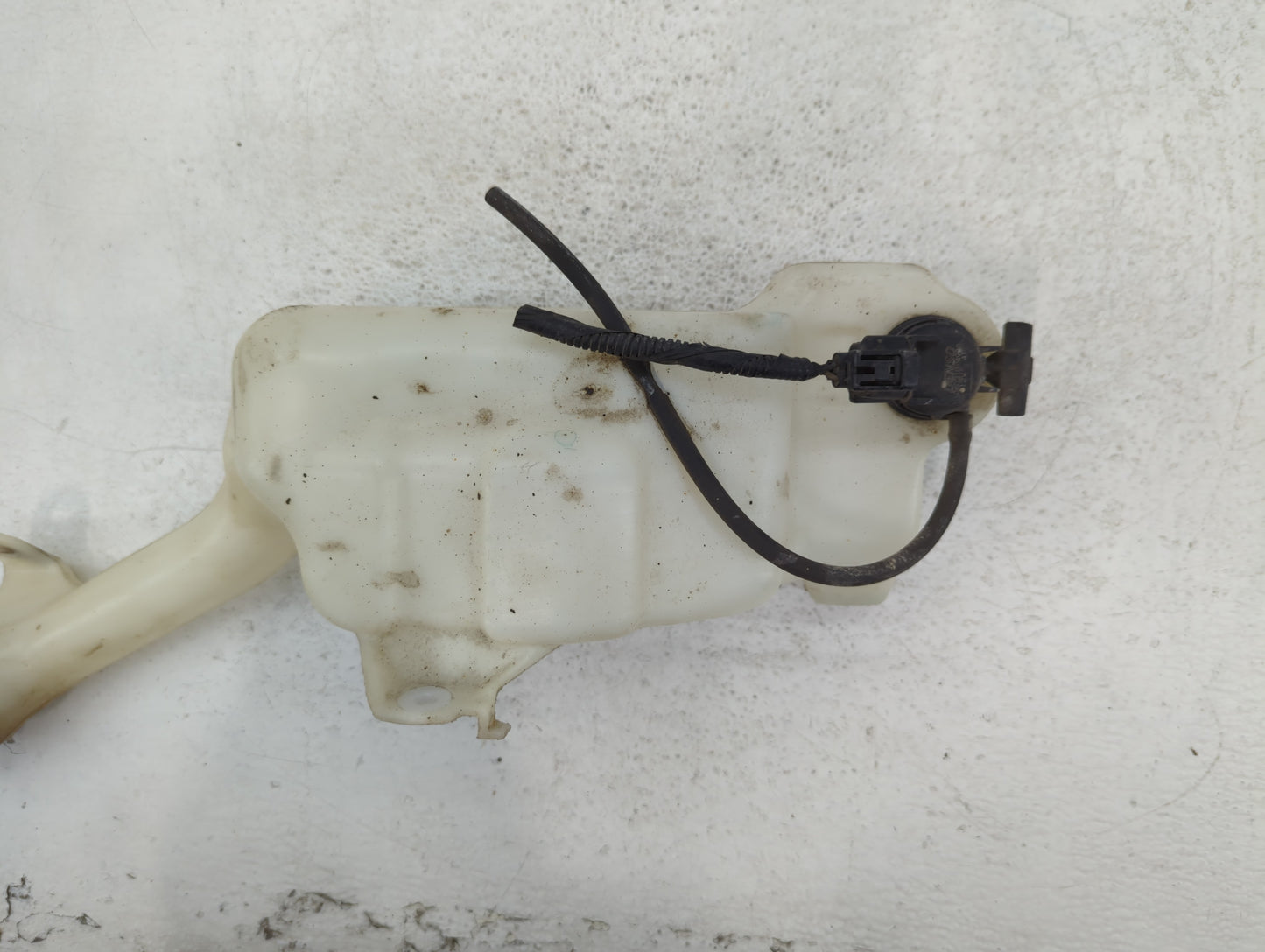 2013-2017 Honda Accord Windshield Washer Fluid Reservoir Bottle Oem - Oemusedautoparts1.com