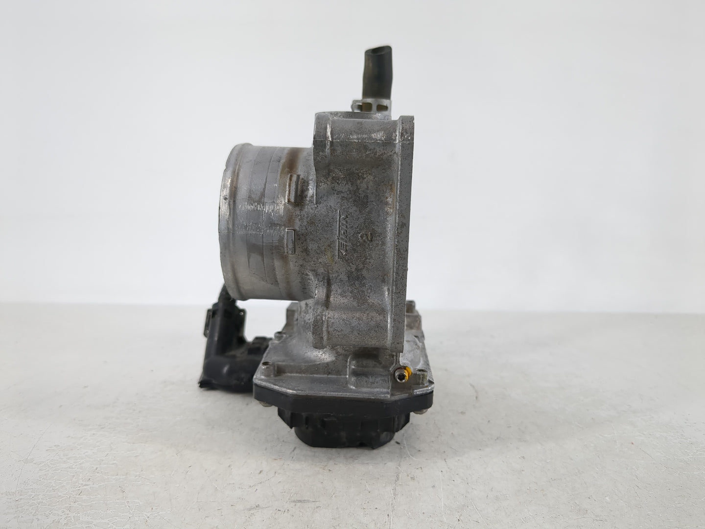 2016-2022 Honda Civic Throttle Body P/N:M60527 GMH1A Fits Fits 2016 2017 2018 2019 2020 2021 2022 OEM Used Auto Parts - Oemu