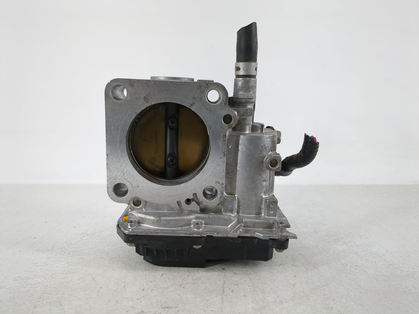 2016-2022 Honda Civic Throttle Body P/N:M60527 GMH1A Fits Fits 2016 2017 2018 2019 2020 2021 2022 OEM Used Auto Parts - Oemu