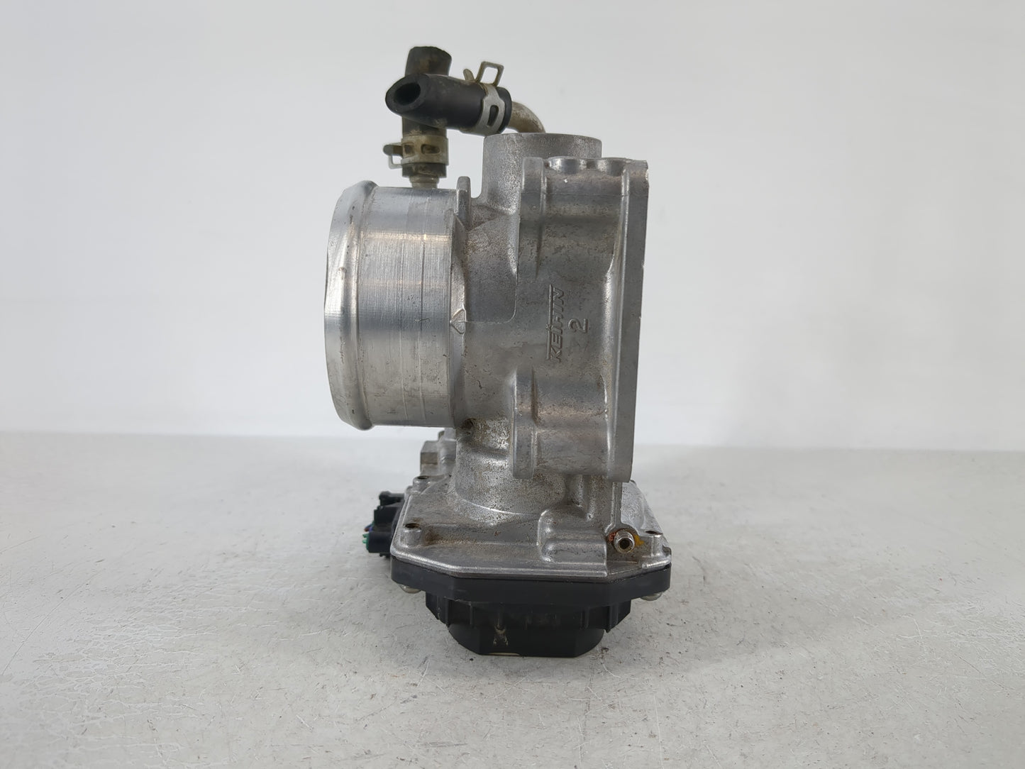 2016-2022 Honda Civic Throttle Body P/N:M60509 GMG9A Fits Fits 2016 2017 2018 2019 2020 2021 2022 OEM Used Auto Parts - Oemu