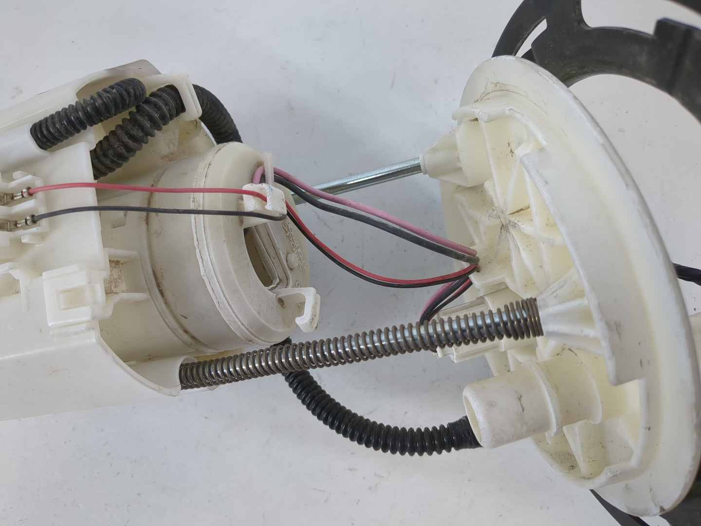 Honda Civic Electrical Gas Fuel Pump Assembly - Oemusedautoparts1.com