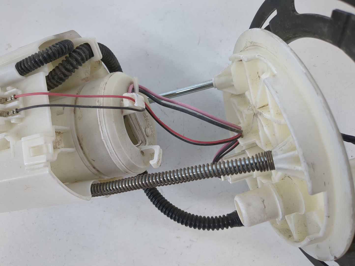 Honda Civic Electrical Gas Fuel Pump Assembly - Oemusedautoparts1.com