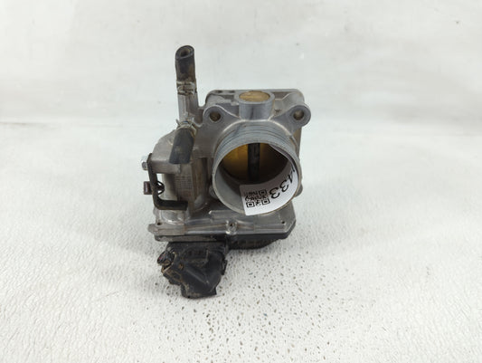 2016-2022 Honda Civic Throttle Body P/N:M60911 GMH1A Fits Fits 2016 2017 2018 2019 2020 2021 2022 OEM Used Auto Parts - Oemu