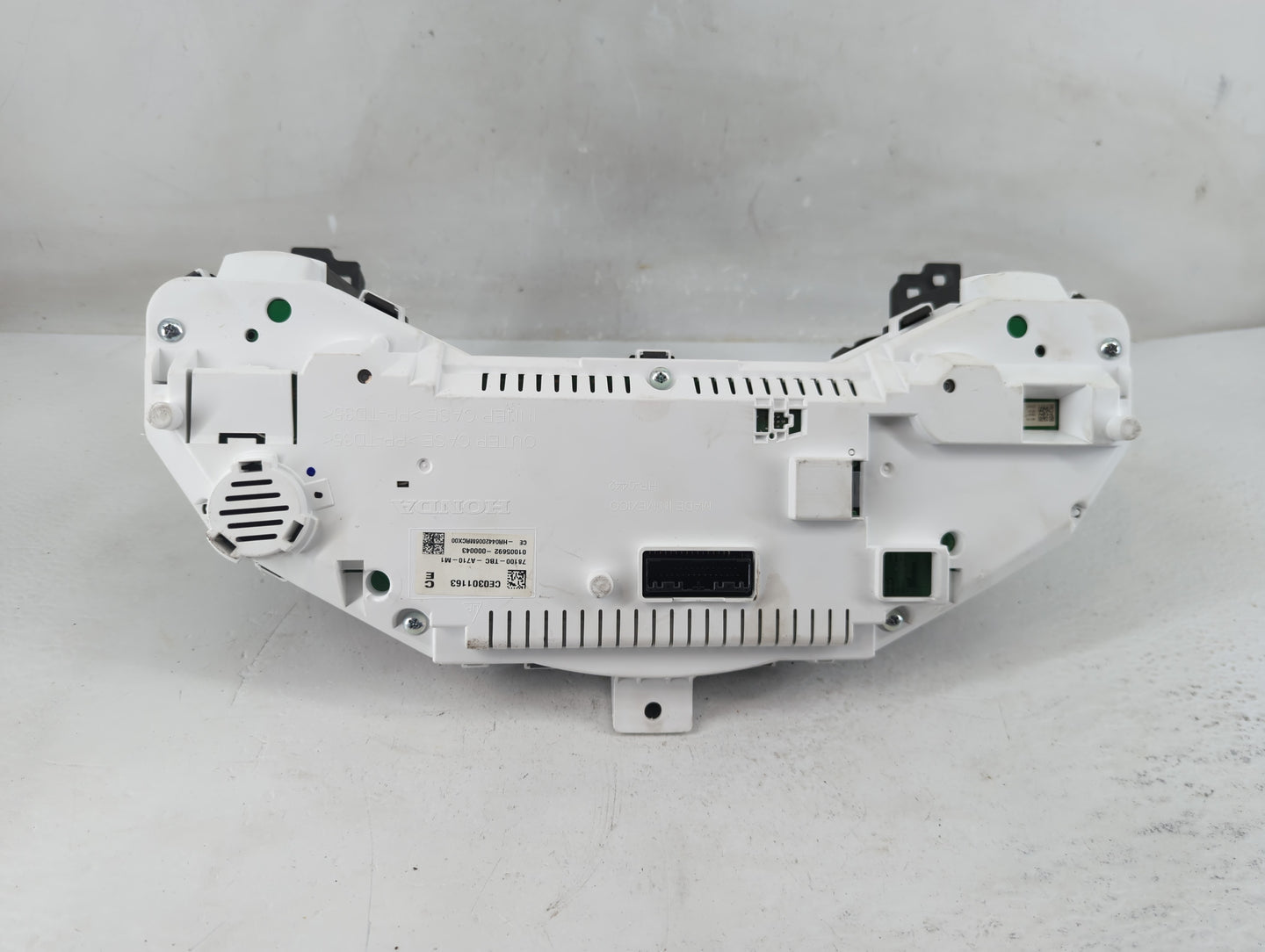 2016 Honda Civic Instrument Cluster Speedometer Gauges P/N:78100-TBC-A710-M1 Fits OEM Used Auto Parts - Oemusedautoparts1.co