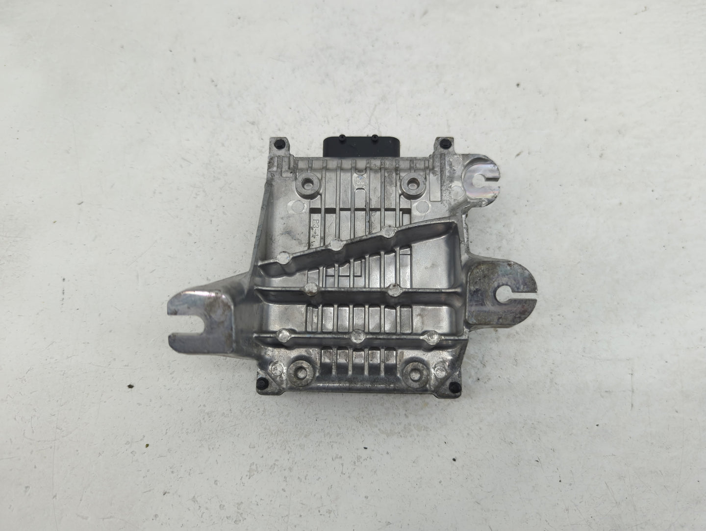 2016 Honda Civic PCM Engine Control Computer ECU ECM PCU OEM P/N:28100-5CG-A07 28100-5CG-A81 Fits OEM Used Auto Parts - Oemu