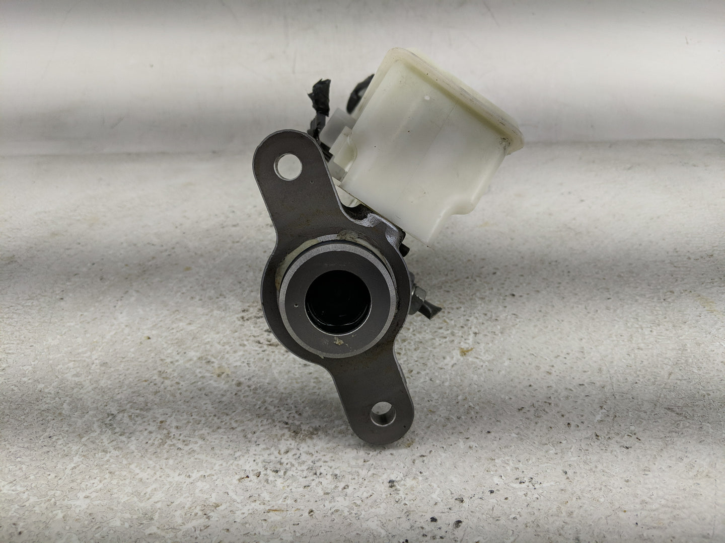 2016-2021 Honda Civic Brake Master Cylinder - Oemusedautoparts1.com
