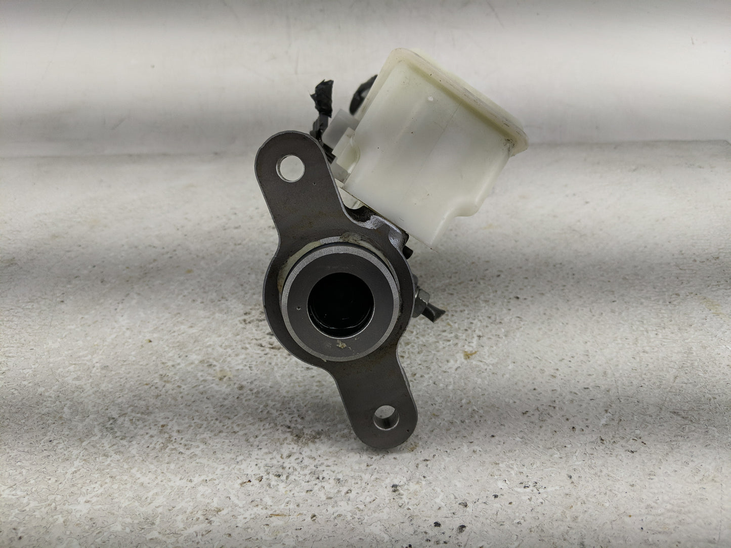 2016-2021 Honda Civic Brake Master Cylinder - Oemusedautoparts1.com