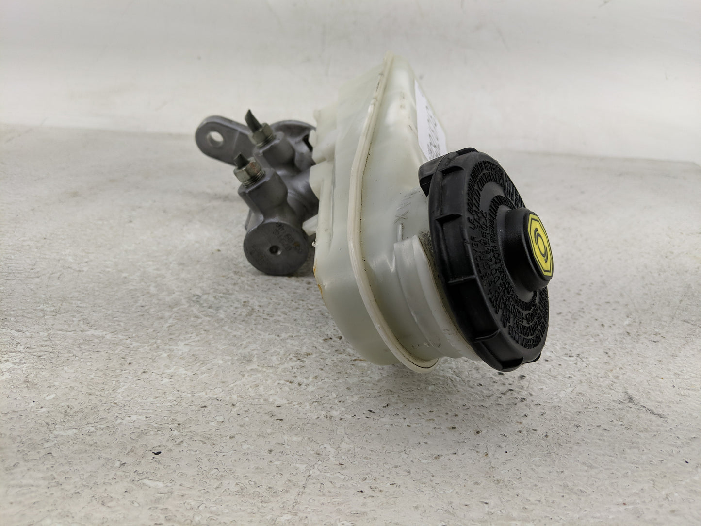 2016-2021 Honda Civic Brake Master Cylinder - Oemusedautoparts1.com