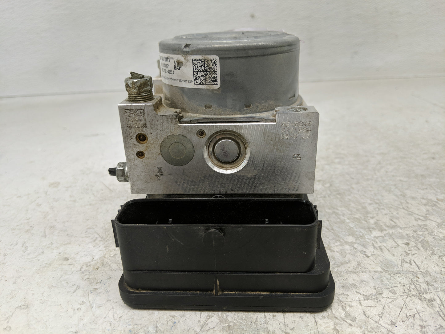 2016-2018 Honda Civic ABS Pump Control Module Replacement P/N:57110TBA A070M1 57110TBA A050M1 Fits Fits 2016 2017 2018 OEM U