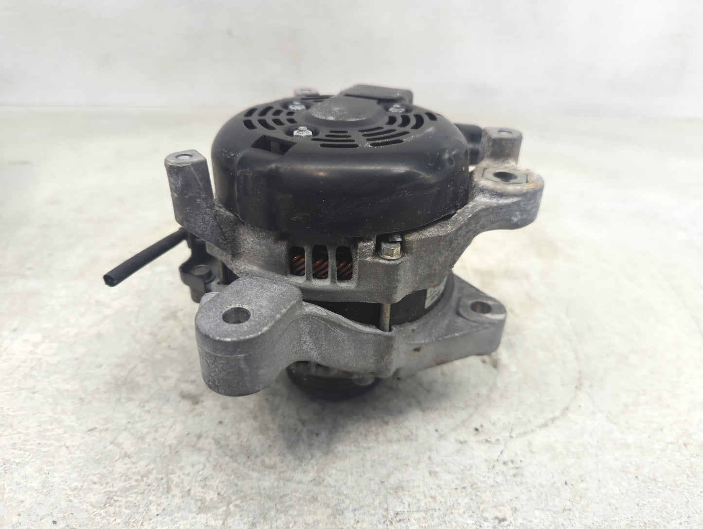 2016-2022 Honda Civic Alternator Replacement Generator Charging Assembly Engine OEM P/N:104211-3916 Fits OEM Used Auto Parts