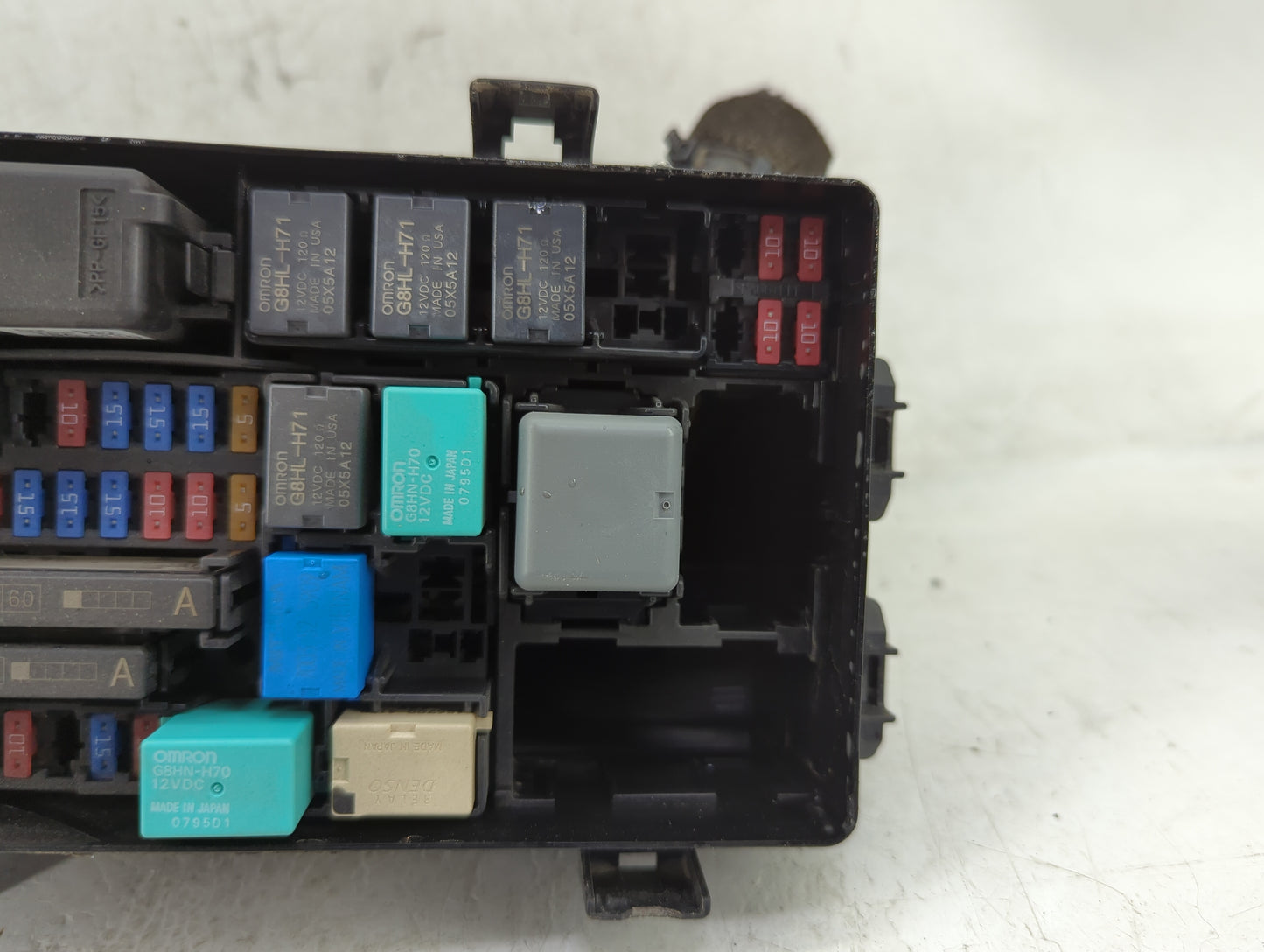 2016-2018 Honda Civic Fusebox Fuse Box Panel Relay Module P/N:TBA A210 A2 Fits Fits 2016 2017 2018 OEM Used Auto Parts - Oem