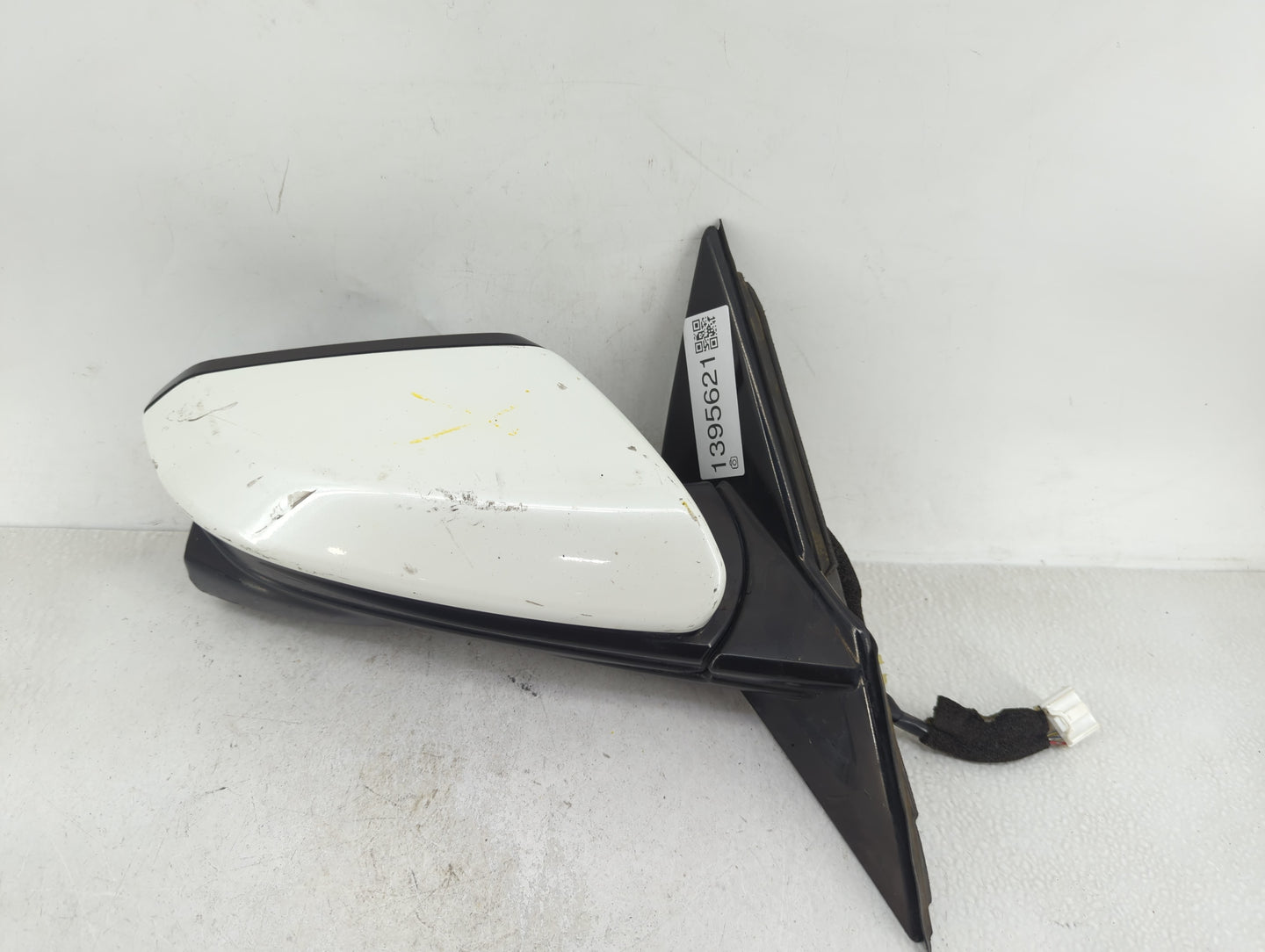 2016-2021 Honda Civic Passenger Side View Mirror - Right Door Mirror OEM Used - Oemusedautoparts1.com