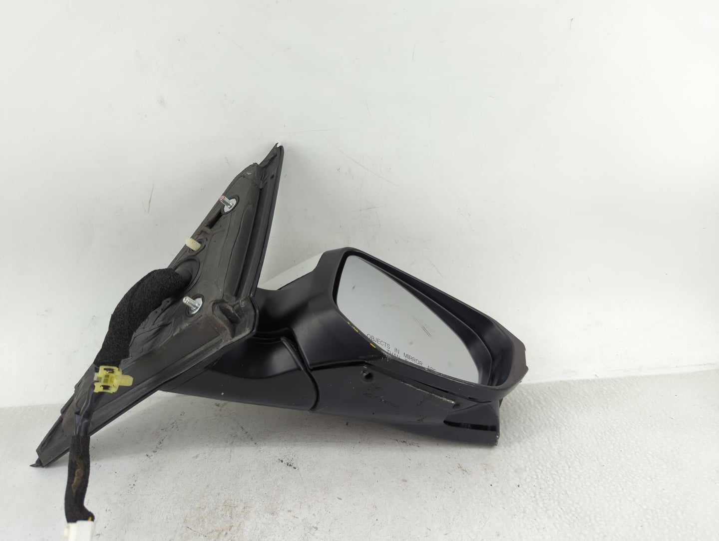 2016-2021 Honda Civic Passenger Side View Mirror - Right Door Mirror OEM Used - Oemusedautoparts1.com