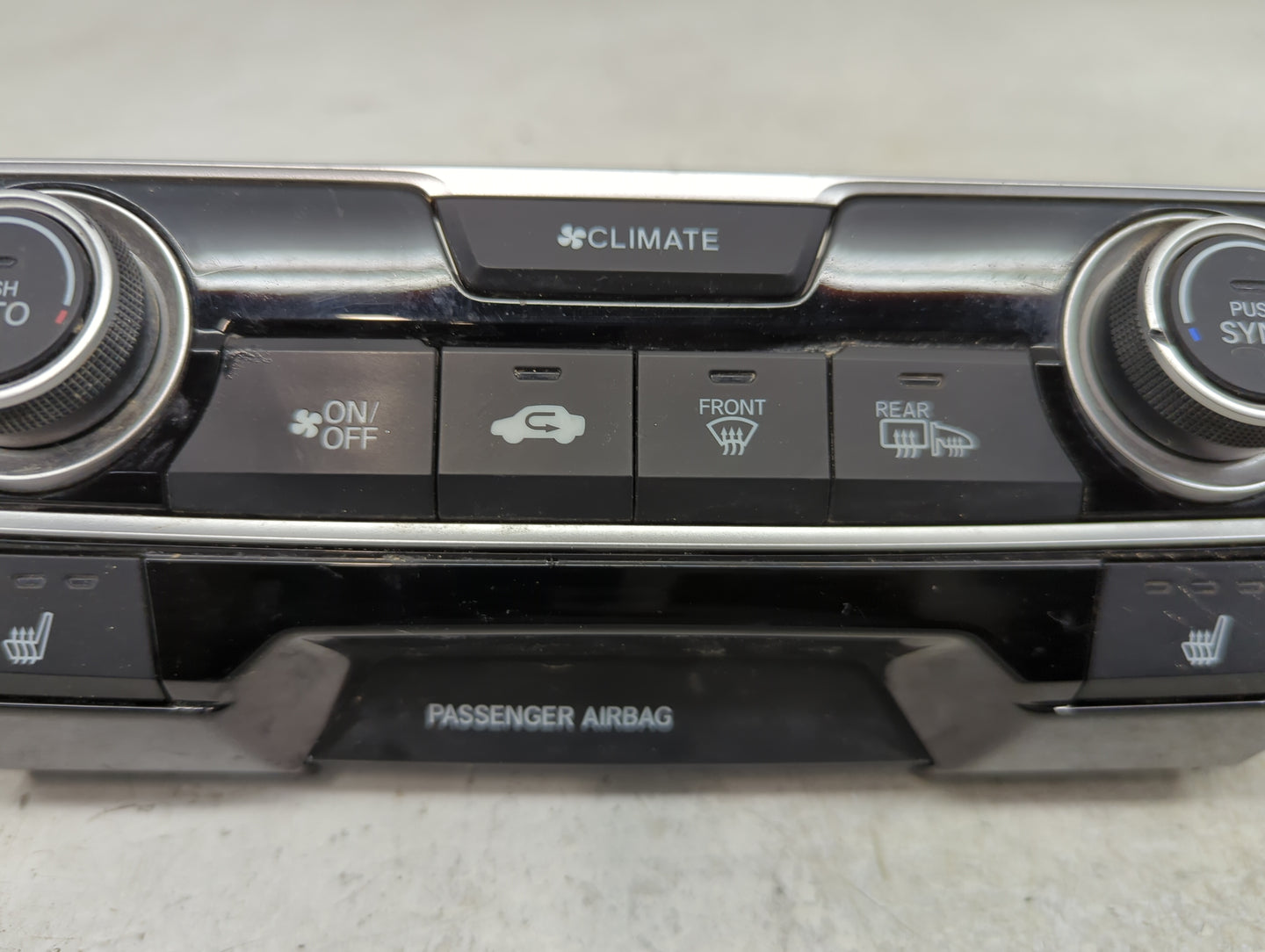 2016-2021 Honda Civic Climate Control Module Temperature AC/Heater Replacement P/N:79600TBAA610M1 Fits OEM Used Auto Parts -