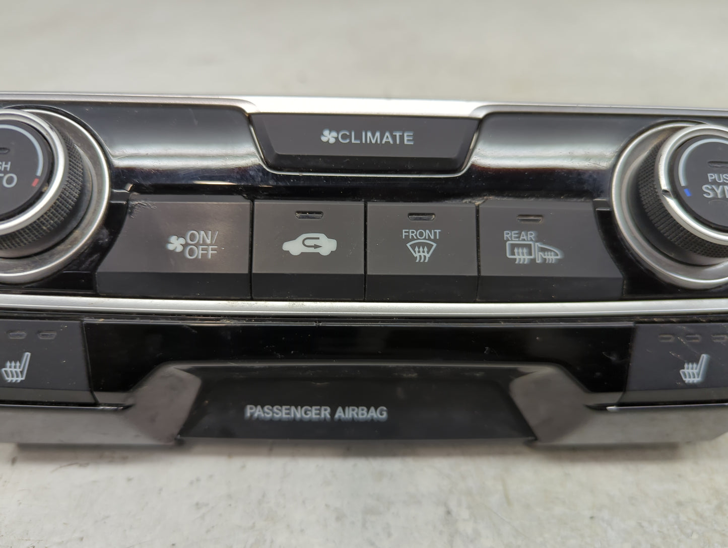 2016-2021 Honda Civic Climate Control Module Temperature AC/Heater Replacement P/N:79600TBAA610M1 Fits OEM Used Auto Parts -
