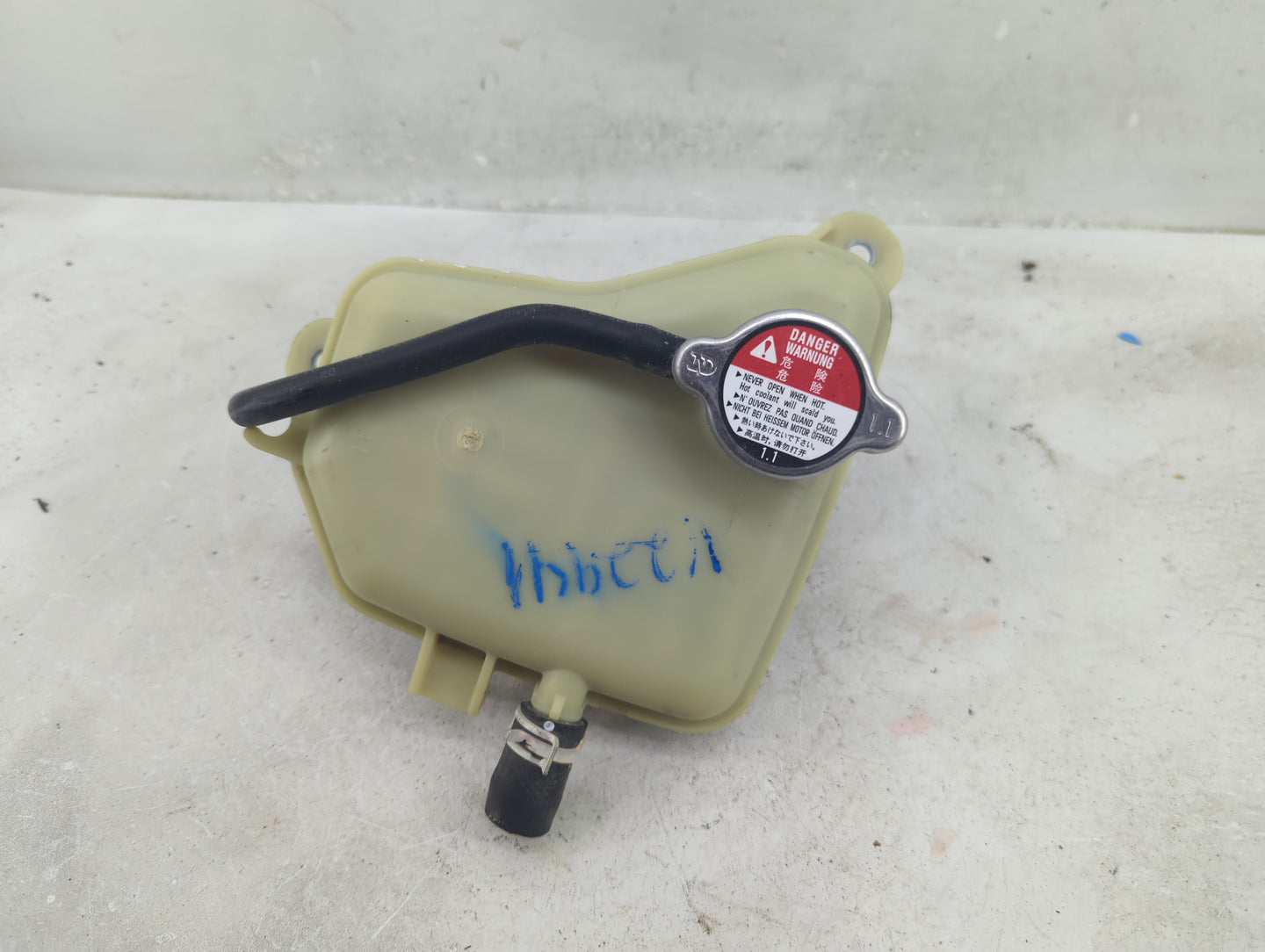 2016-2021 Honda Civic Windshield Washer Fluid Reservoir Bottle Oem - Oemusedautoparts1.com