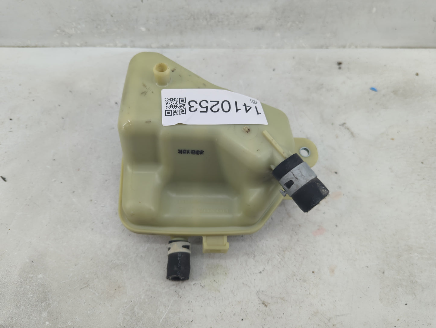 2016-2021 Honda Civic Windshield Washer Fluid Reservoir Bottle Oem - Oemusedautoparts1.com